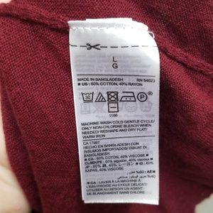 Old Navy Sweaters - Old navy thin cardigan burgundy red large Old Navy Sweaters - Old navy thin cardigan burgundy red large